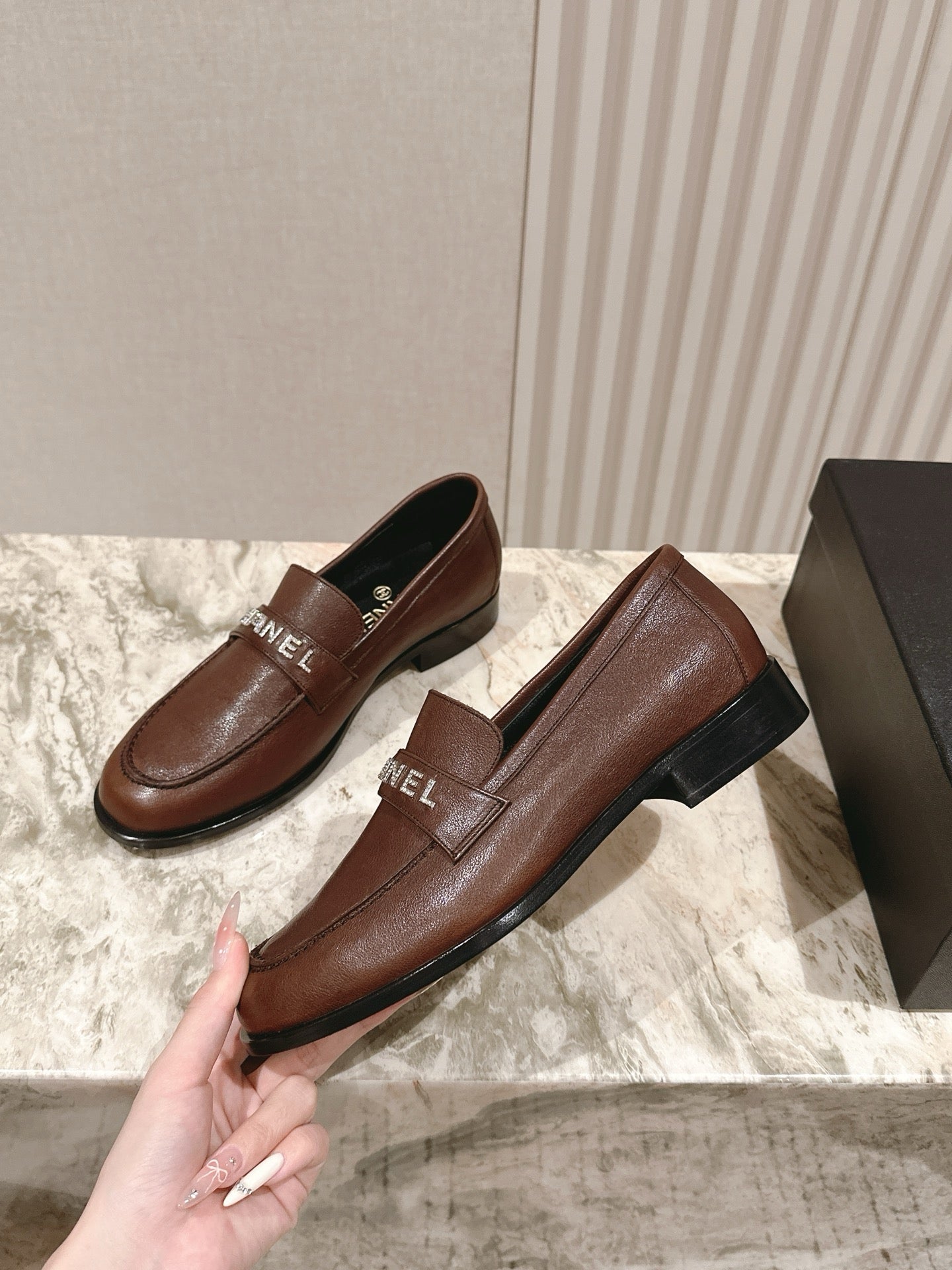 SE1710 Chanel Moccasins / Size5-11