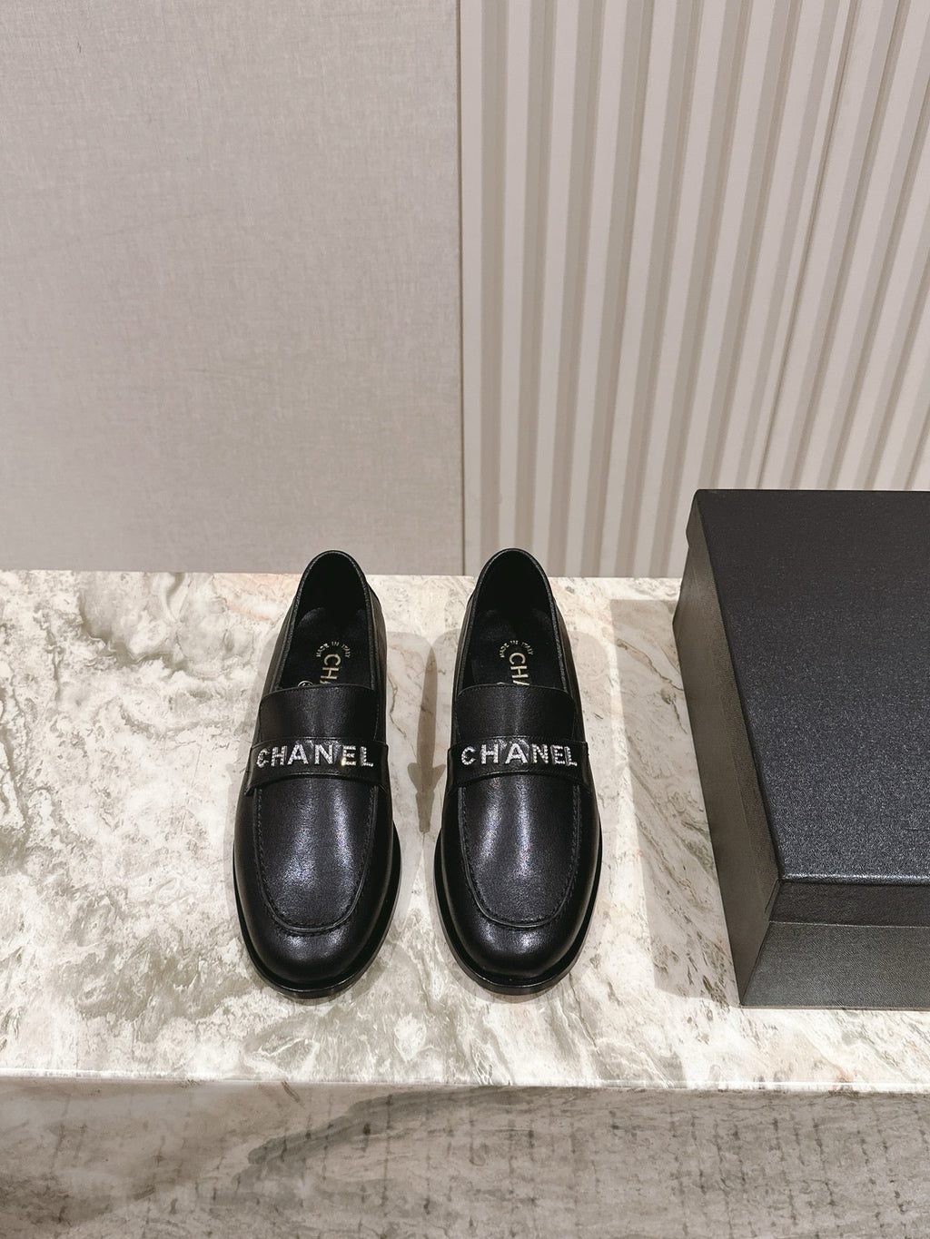 SE1711 Chanel Moccasins / Size5-11