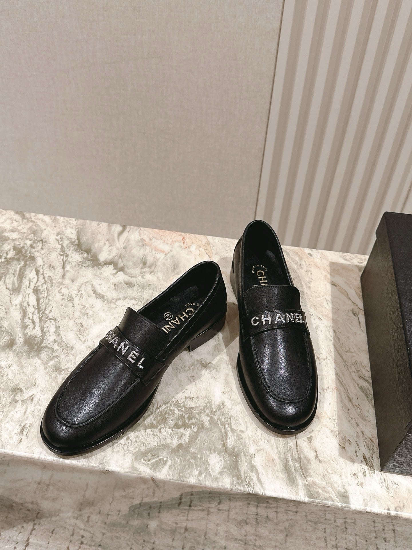 SE1709 Chanel Moccasins / Size5-11