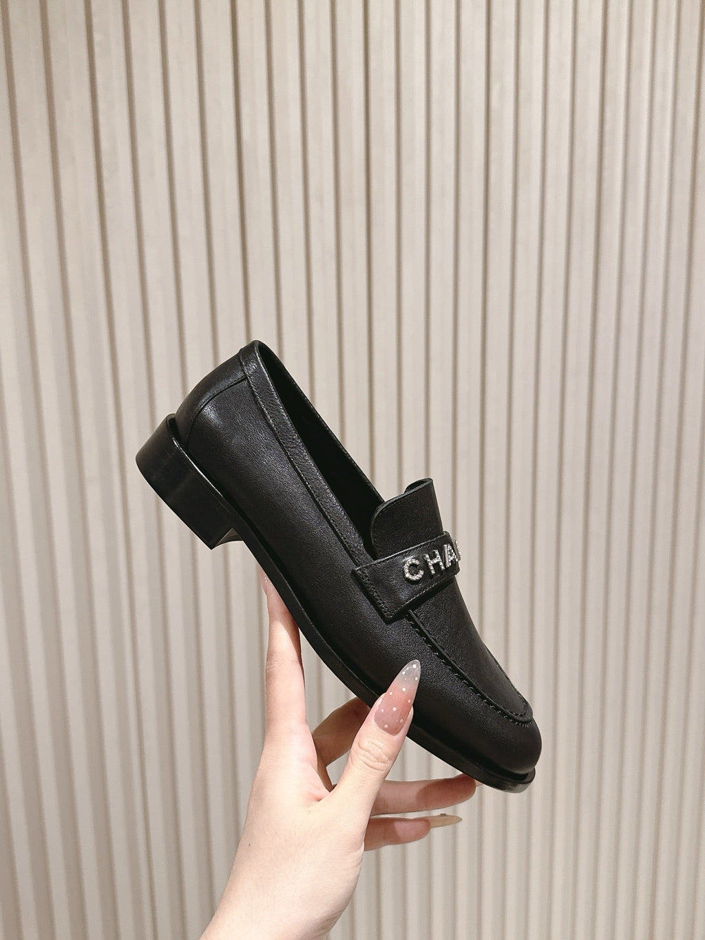 SE1711 Chanel Moccasins / Size5-11