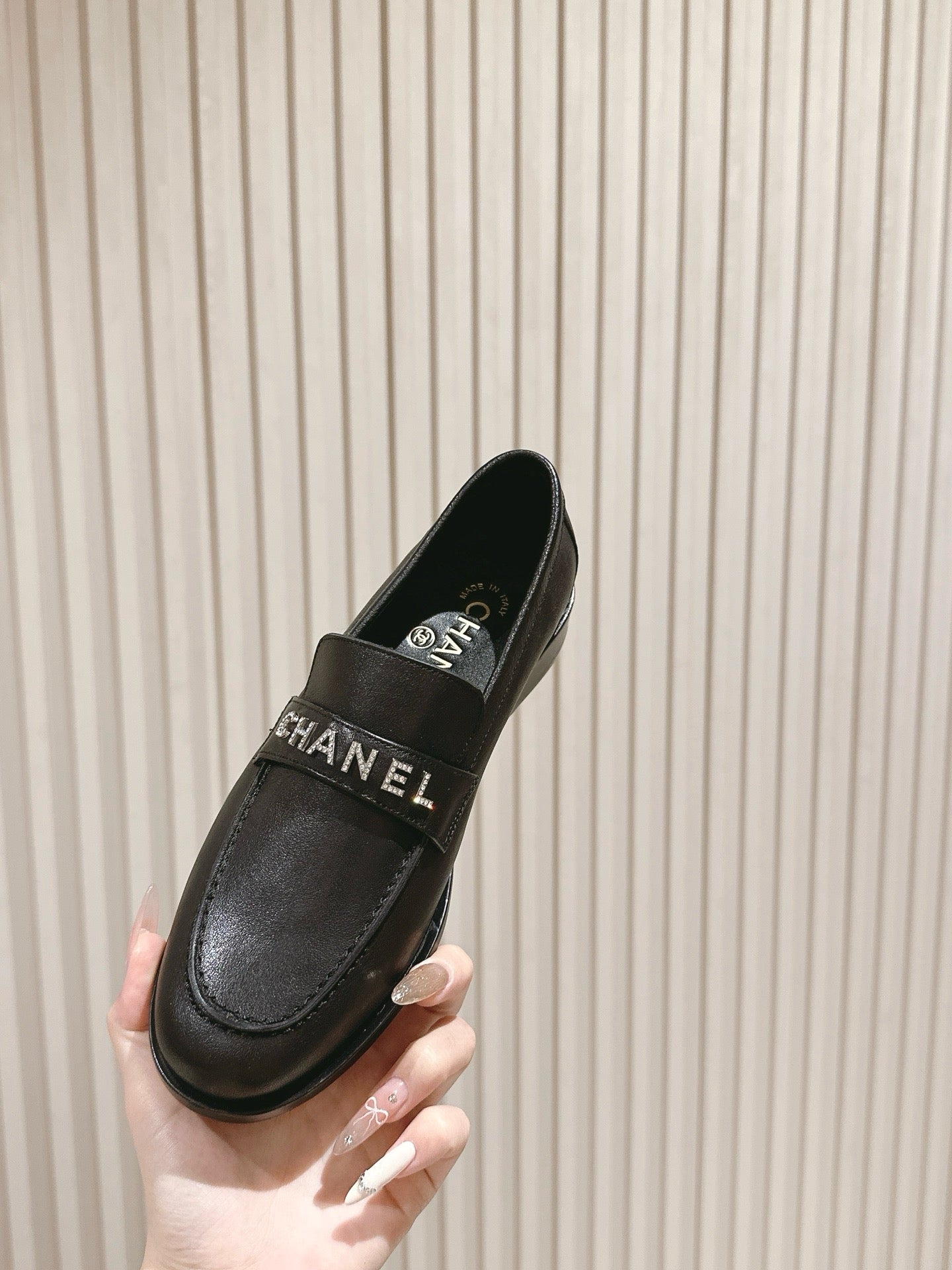 SE1711 Chanel Moccasins / Size5-11