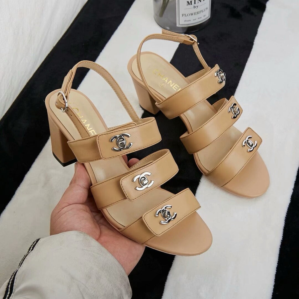SE1460 Chanel Sandals / Size5-10
