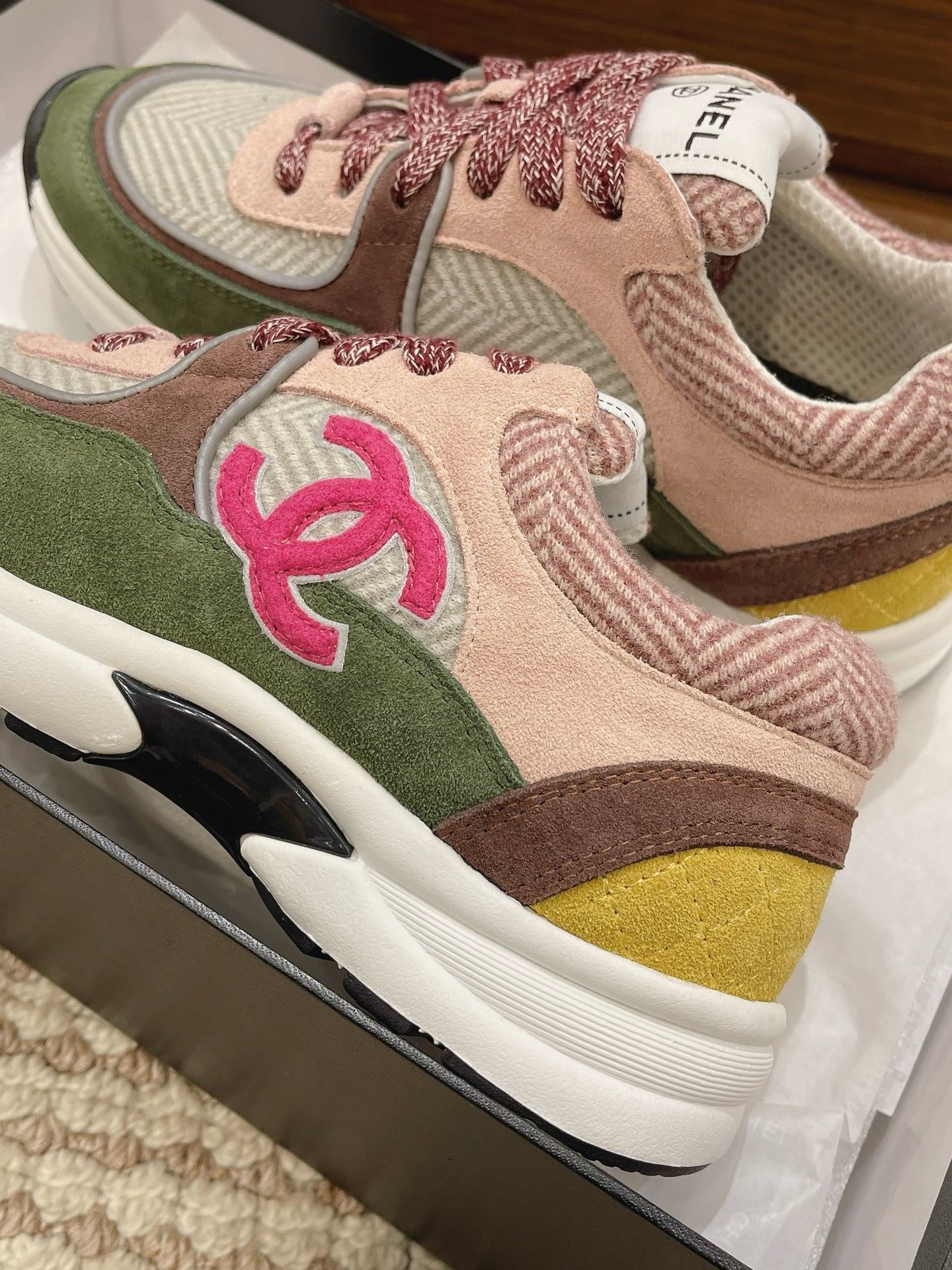 SE1280 CC Sneakers / Size5-9