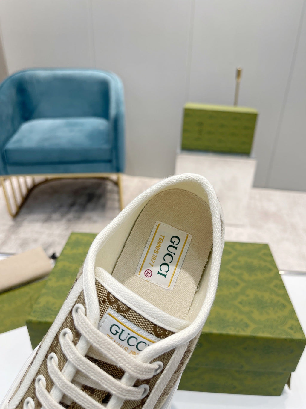 SE1147 GG Sneakers / Size5-11