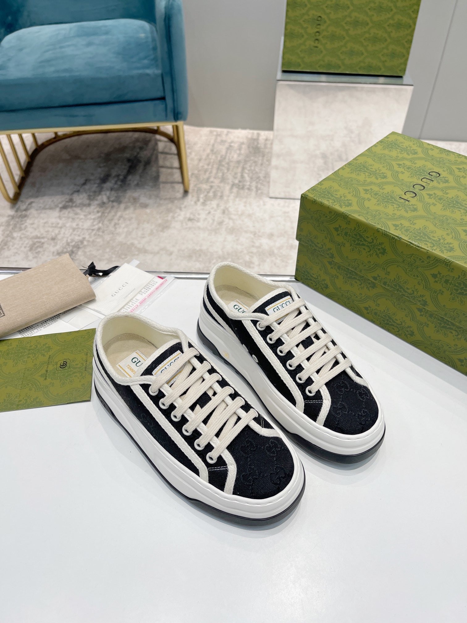 SE1148 GG Sneakers / Size5-11