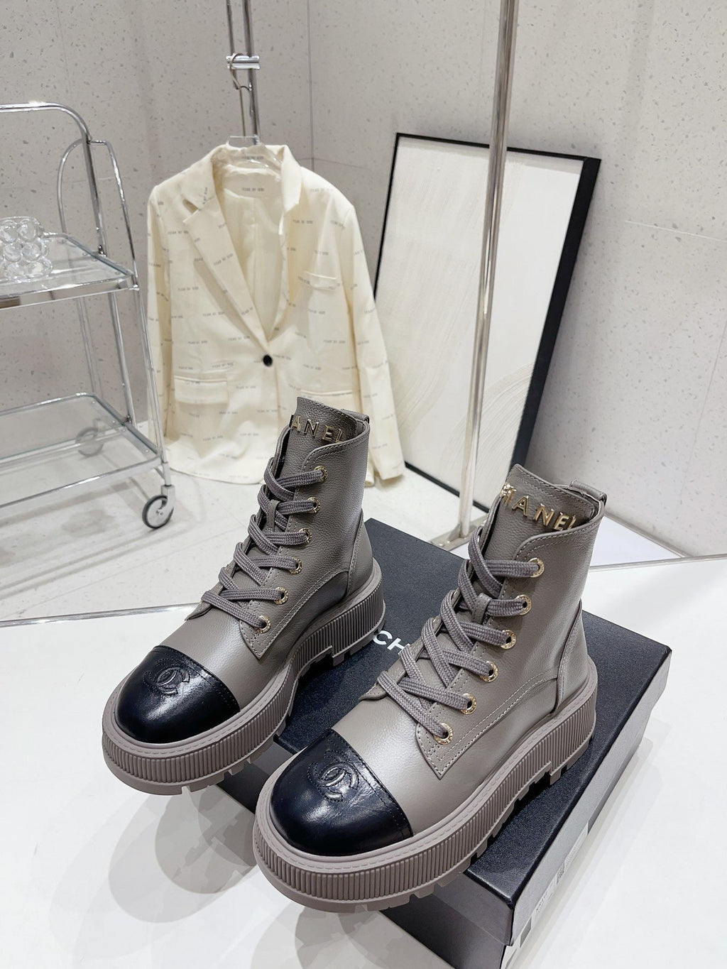 SE1198 CC Ankle Boots / Size4-10