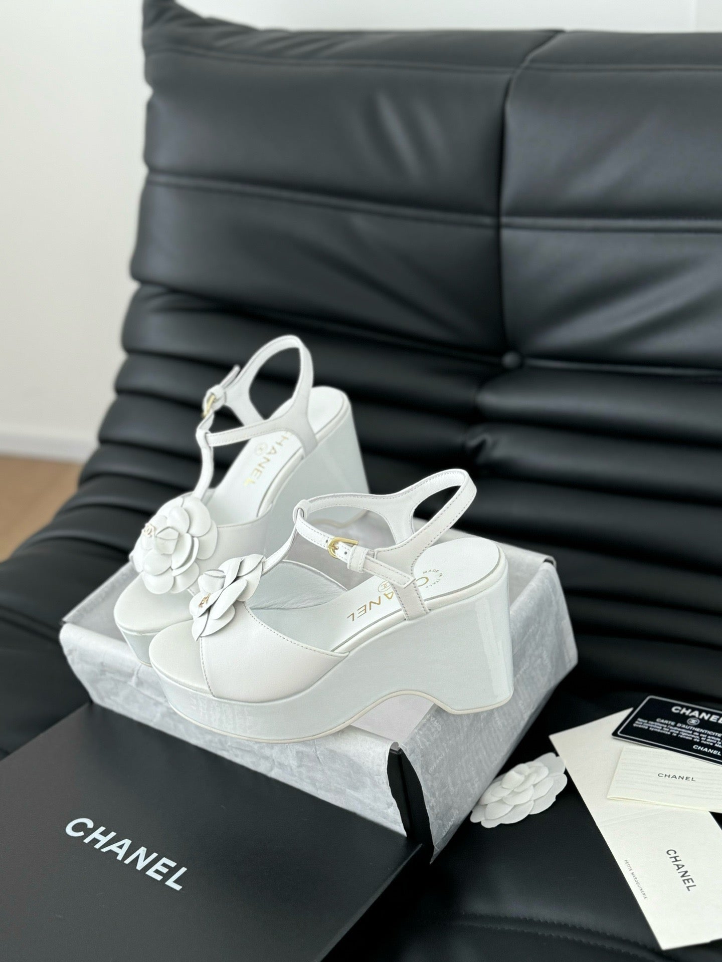 SE1396 CC Sandals / Size5-10