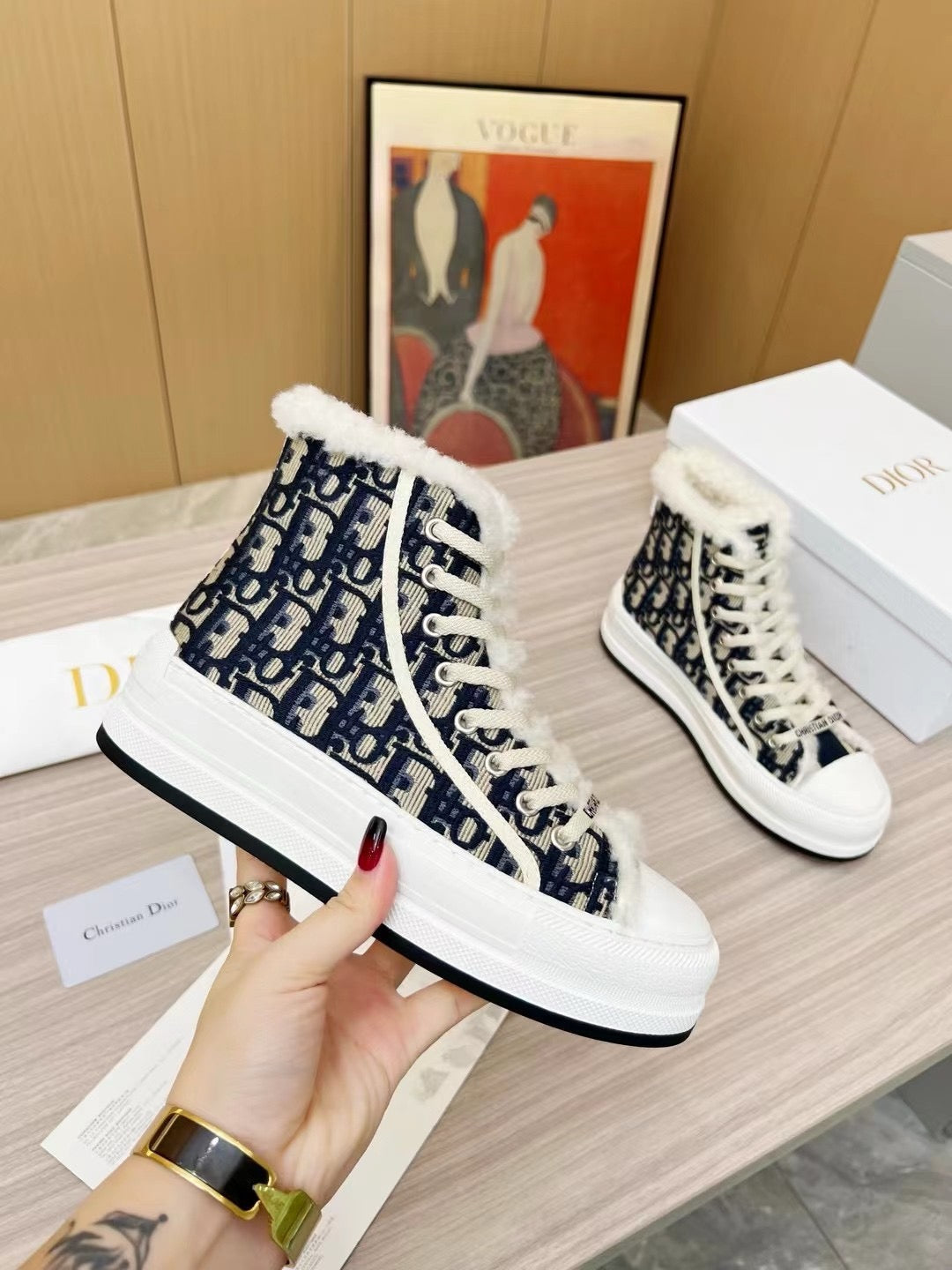 SE1462 Walk'n'Dior Platform Sneaker / Size5-11
