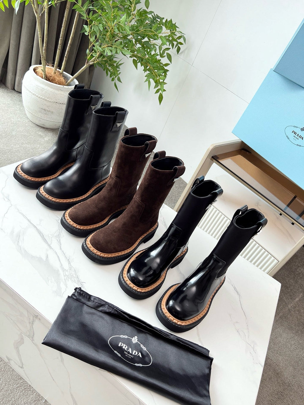 SE1724 Prada Leather Booties / Size5-11