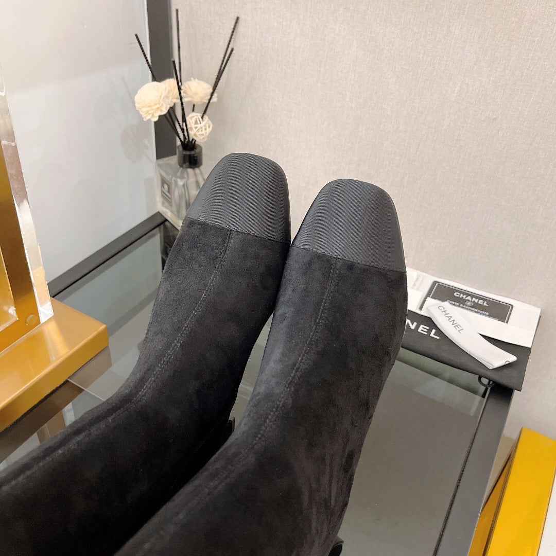 SE1201 CC High Boots / Size4-10