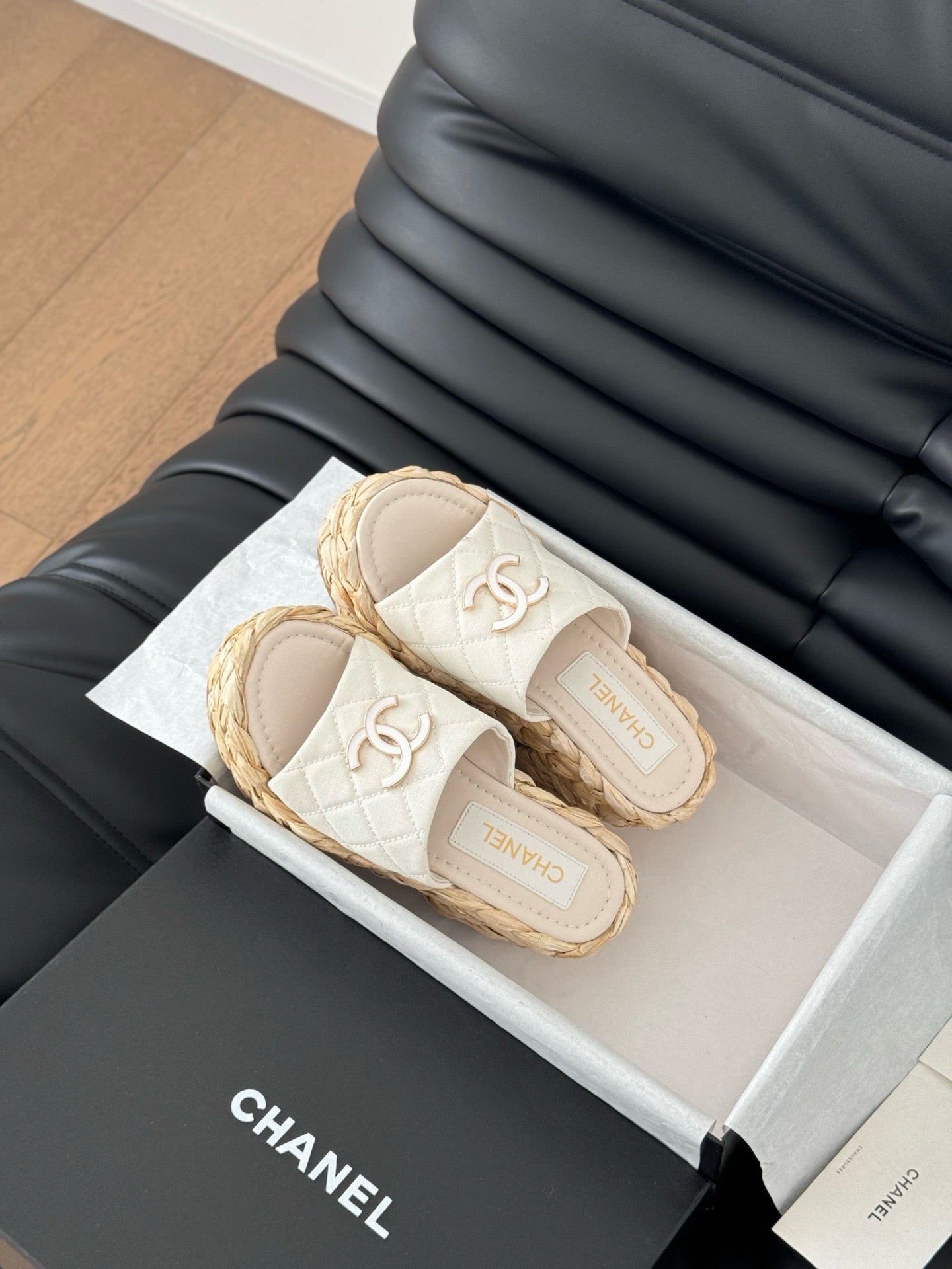 SE1591 Chanel Wedge Sandals / Size5-11