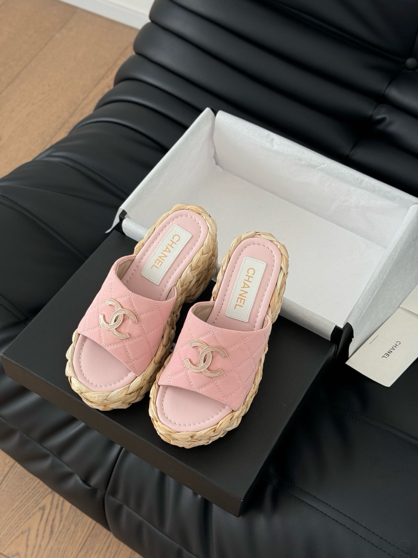 SE1592 Chanel Wedge Sandals / Size5-11