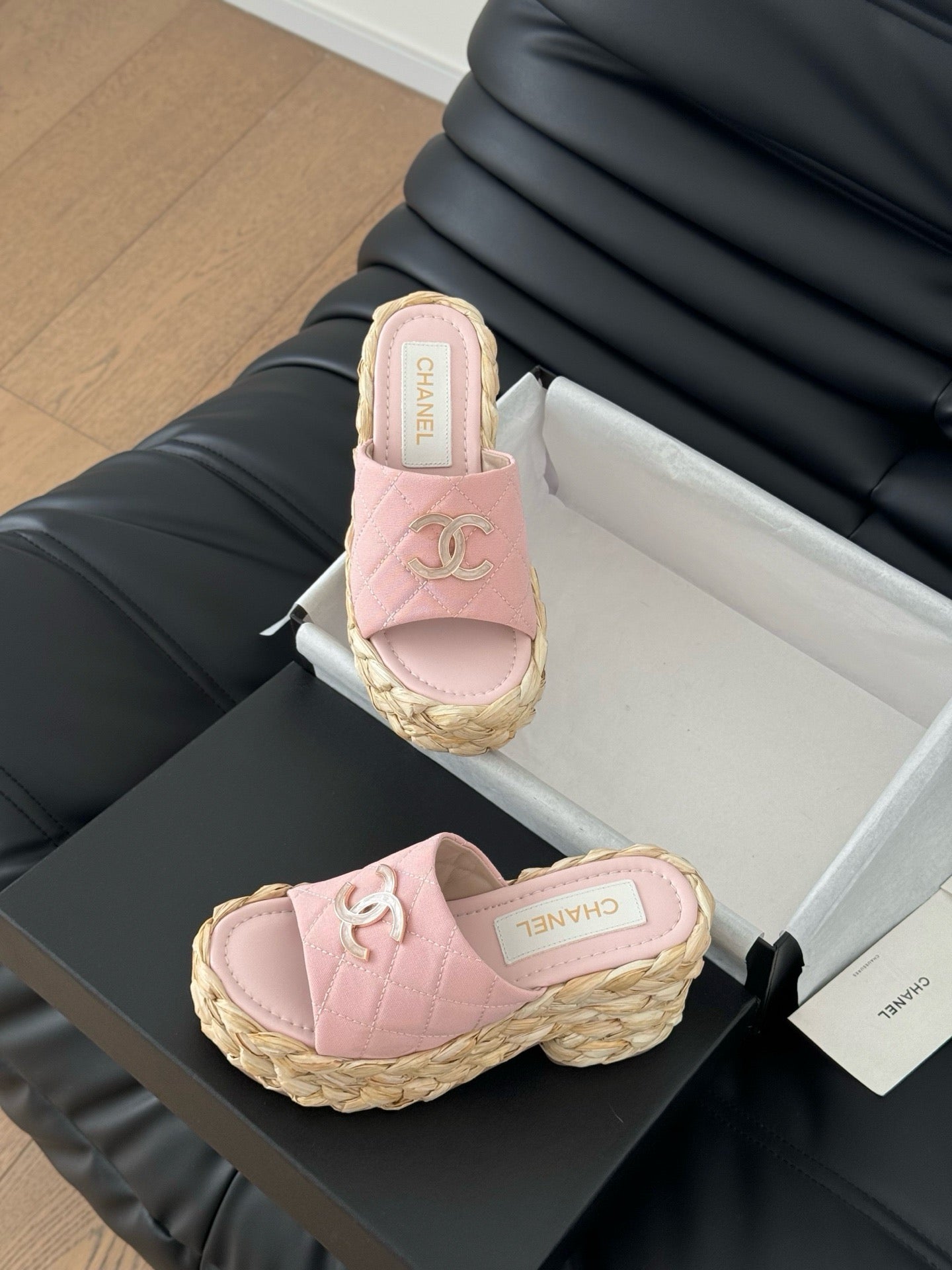 SE1592 Chanel Wedge Sandals / Size5-11