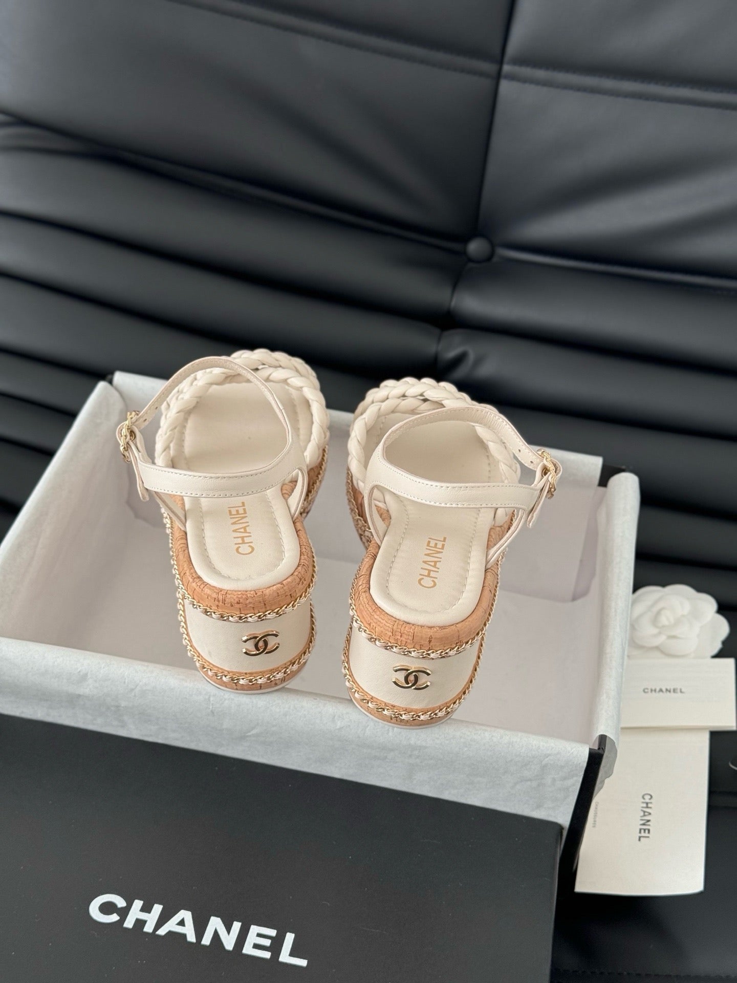 SE1586 Chanel Sandals / Size5-11
