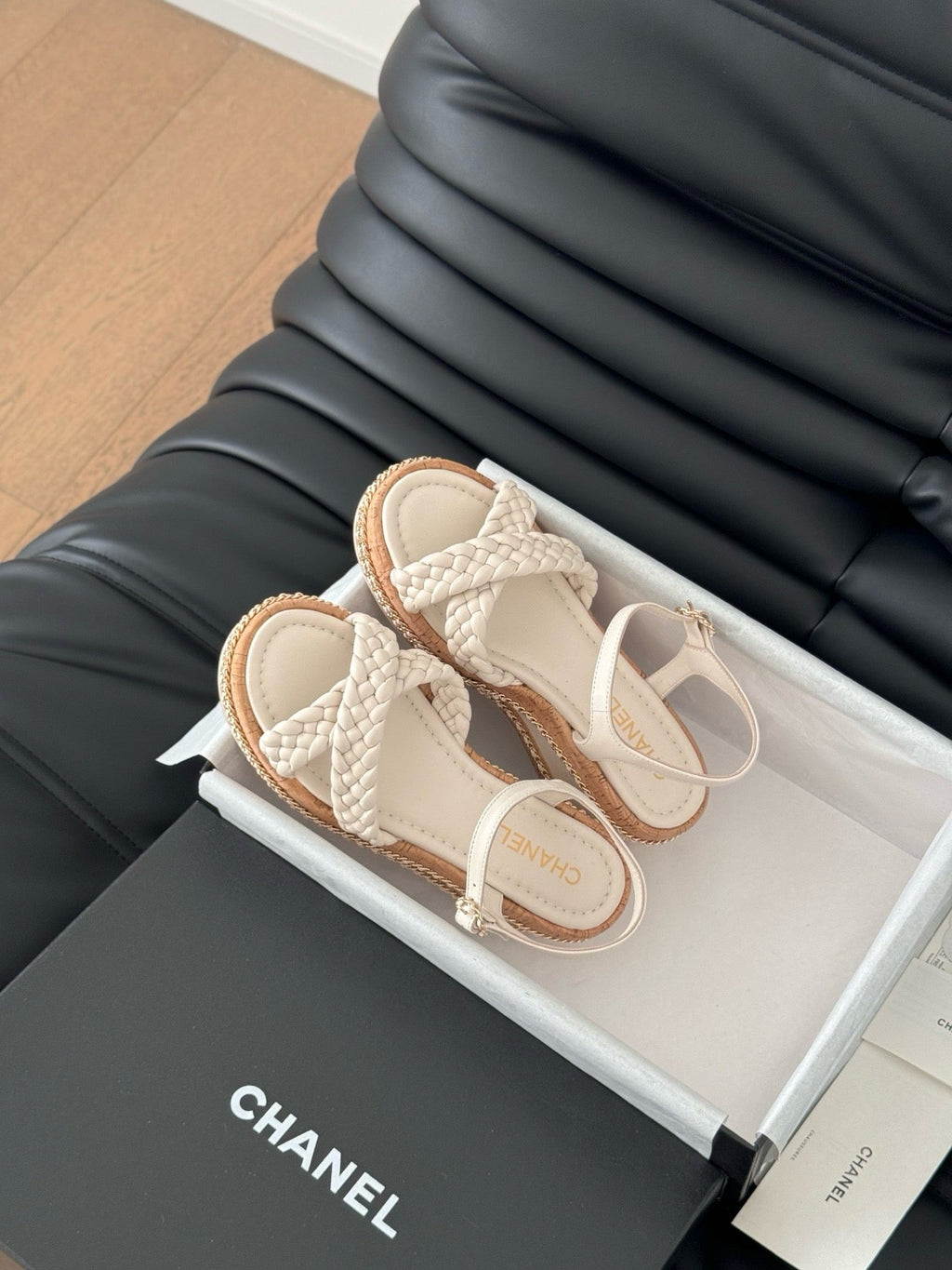 SE1586 Chanel Sandals / Size5-11