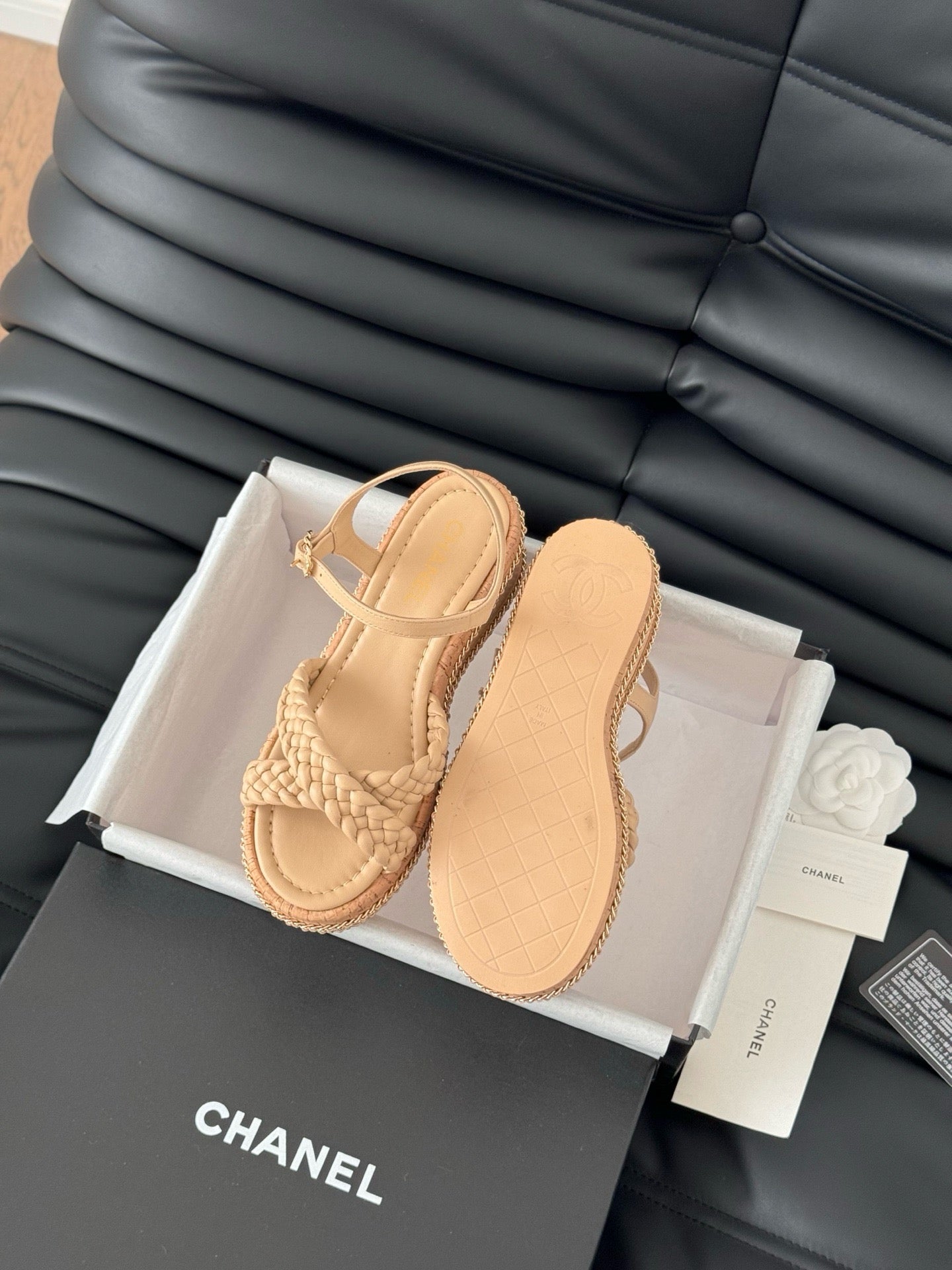SE1588 Chanel Sandals / Size5-11