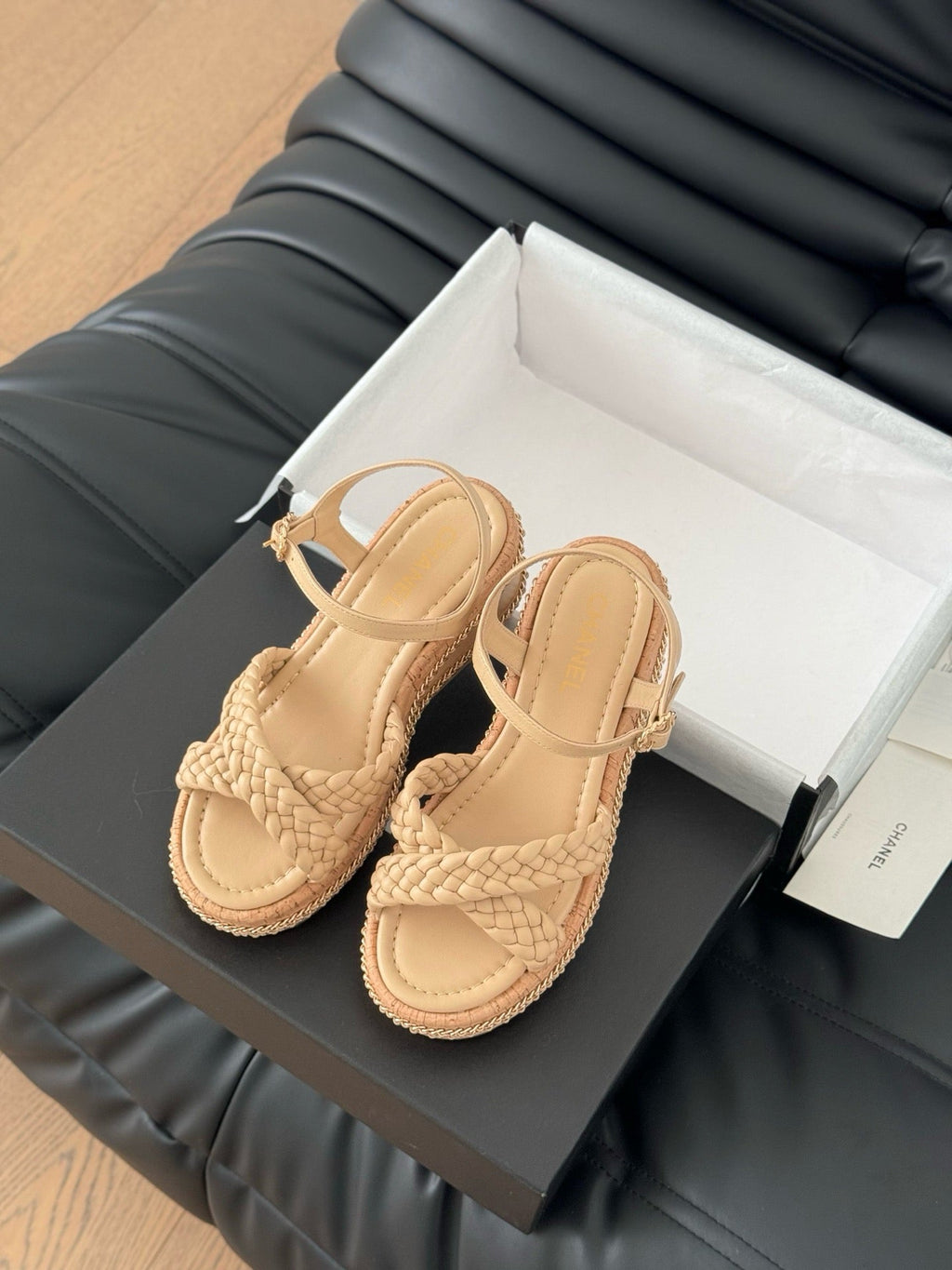 SE1588 Chanel Sandals / Size5-11
