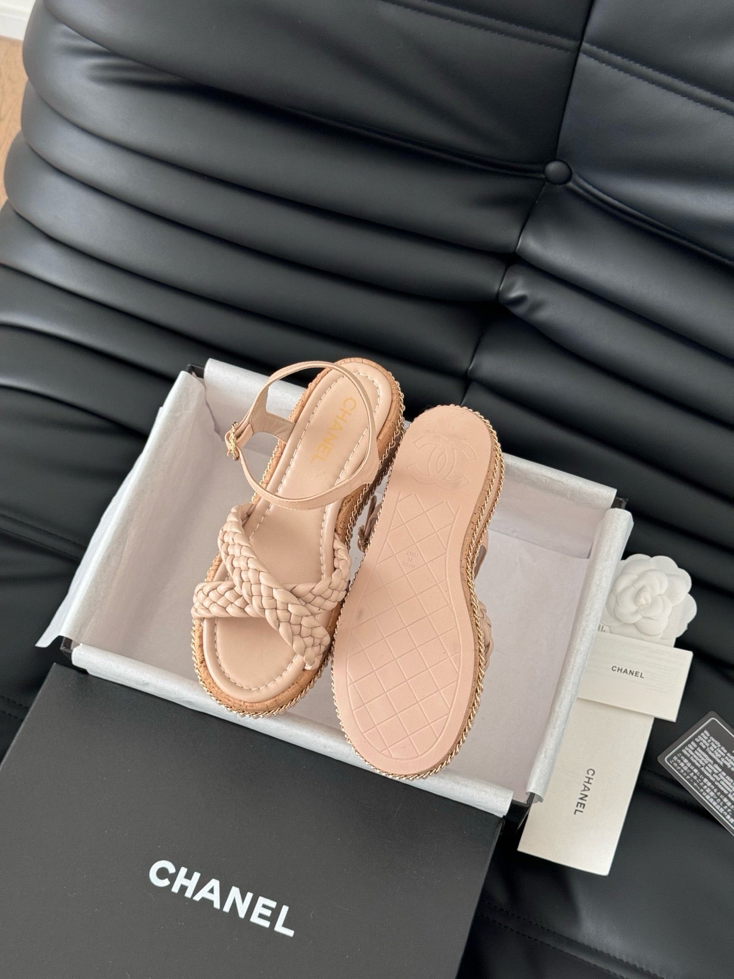SE1587 Chanel Sandals / Size5-11