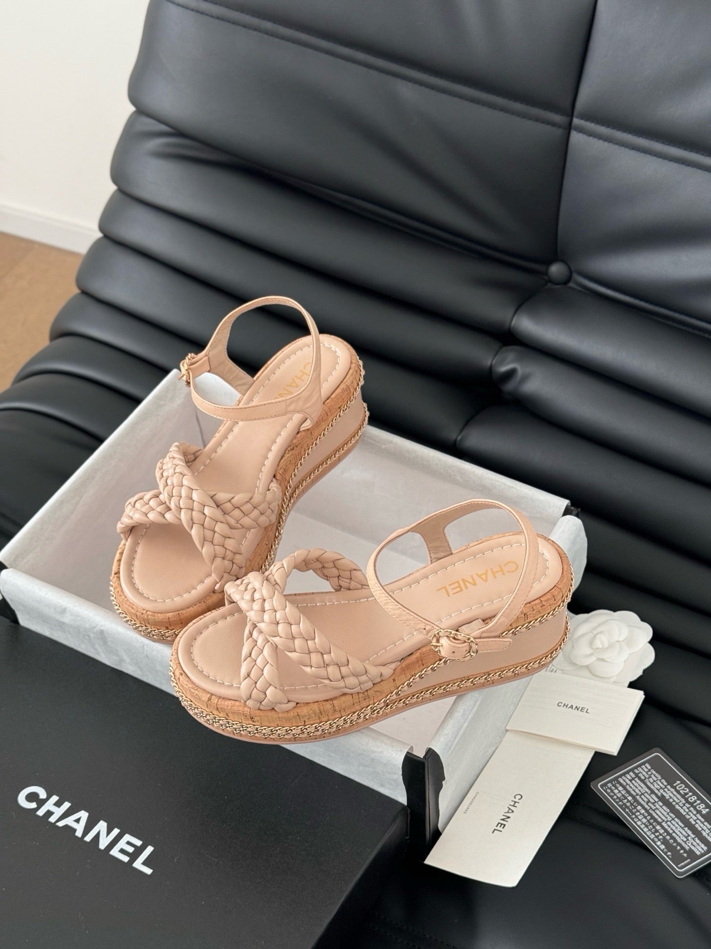 SE1587 Chanel Sandals / Size5-11