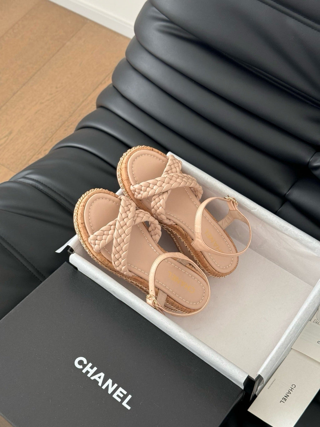 SE1587 Chanel Sandals / Size5-11