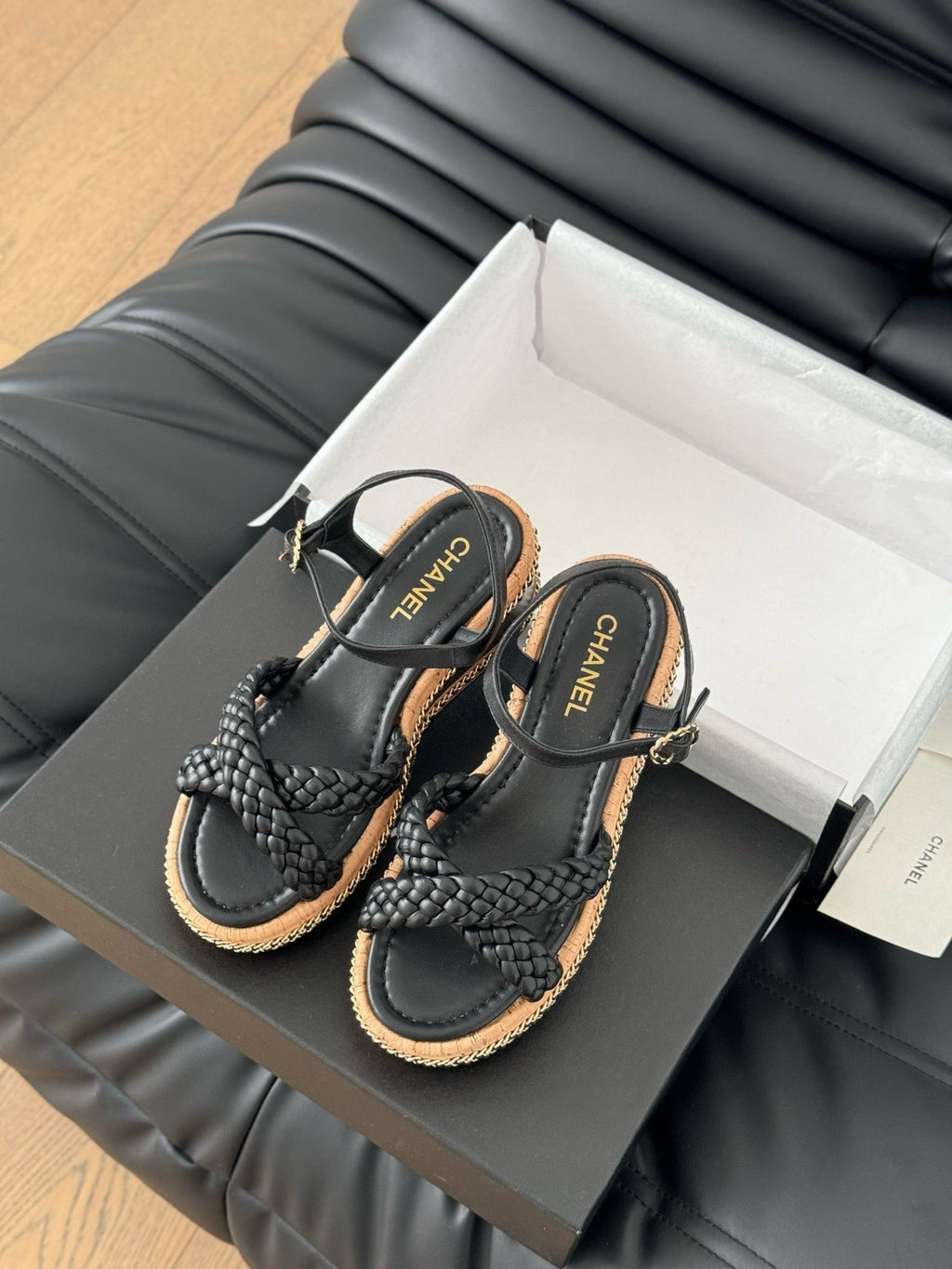 SE1589 Chanel Sandals / Size5-11