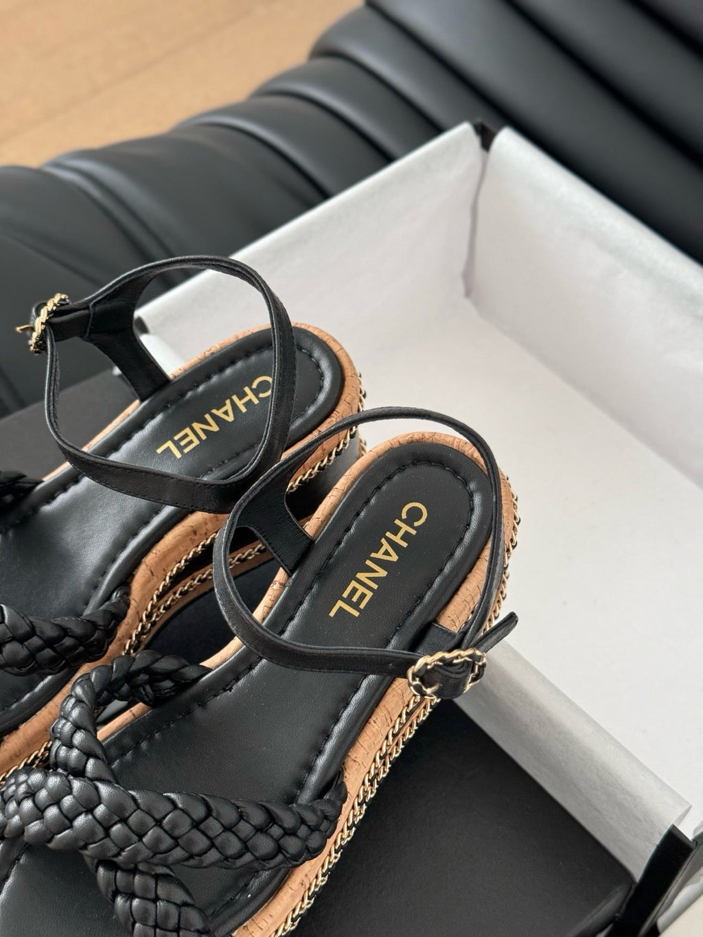 SE1589 Chanel Sandals / Size5-11