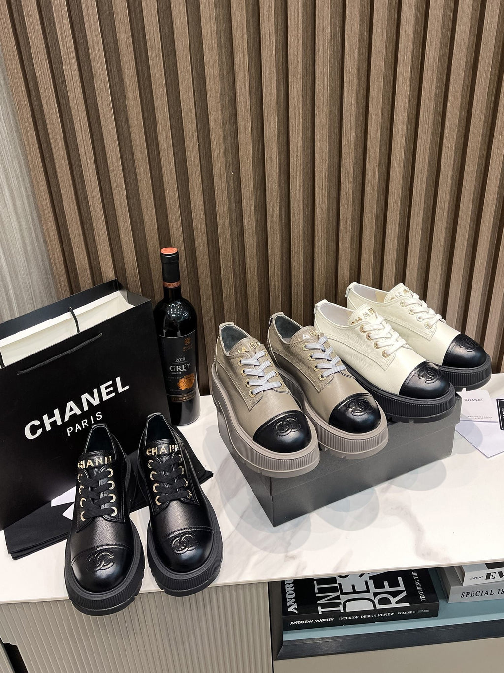 SE1203 CC Lace-Up Shoes