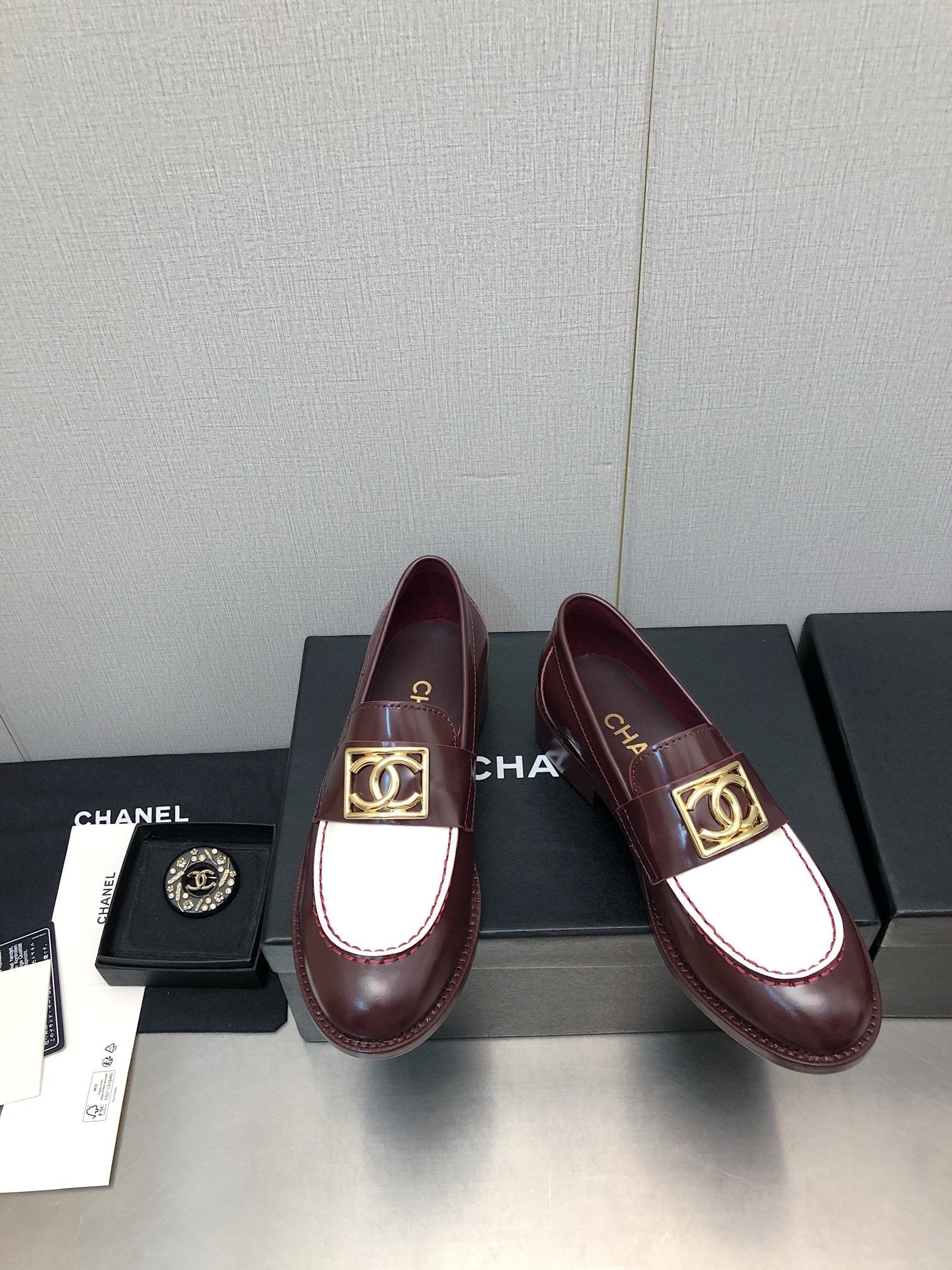 SE1601 Chanel Moccasins / Size5-10