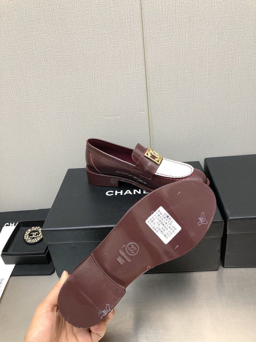 SE1601 Chanel Moccasins / Size5-10