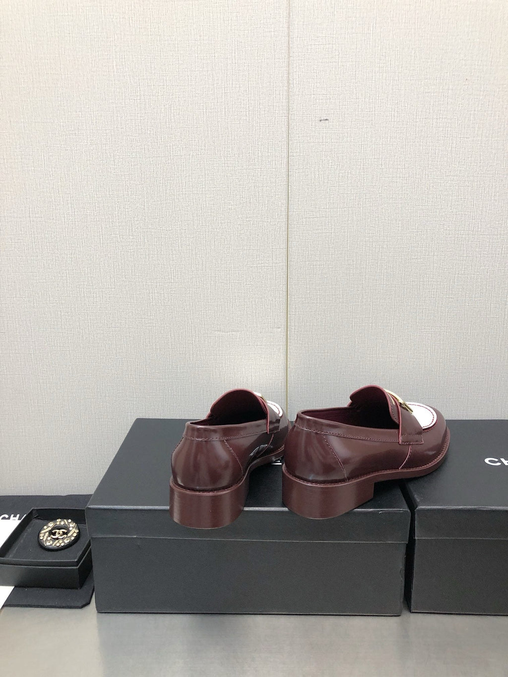SE1601 Chanel Moccasins / Size5-10