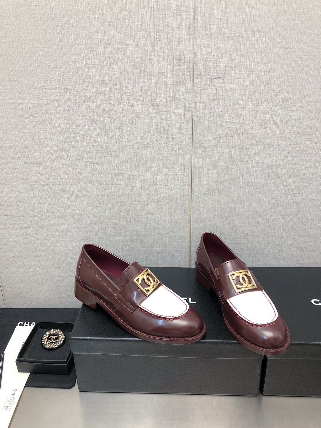 SE1601 Chanel Moccasins / Size5-10