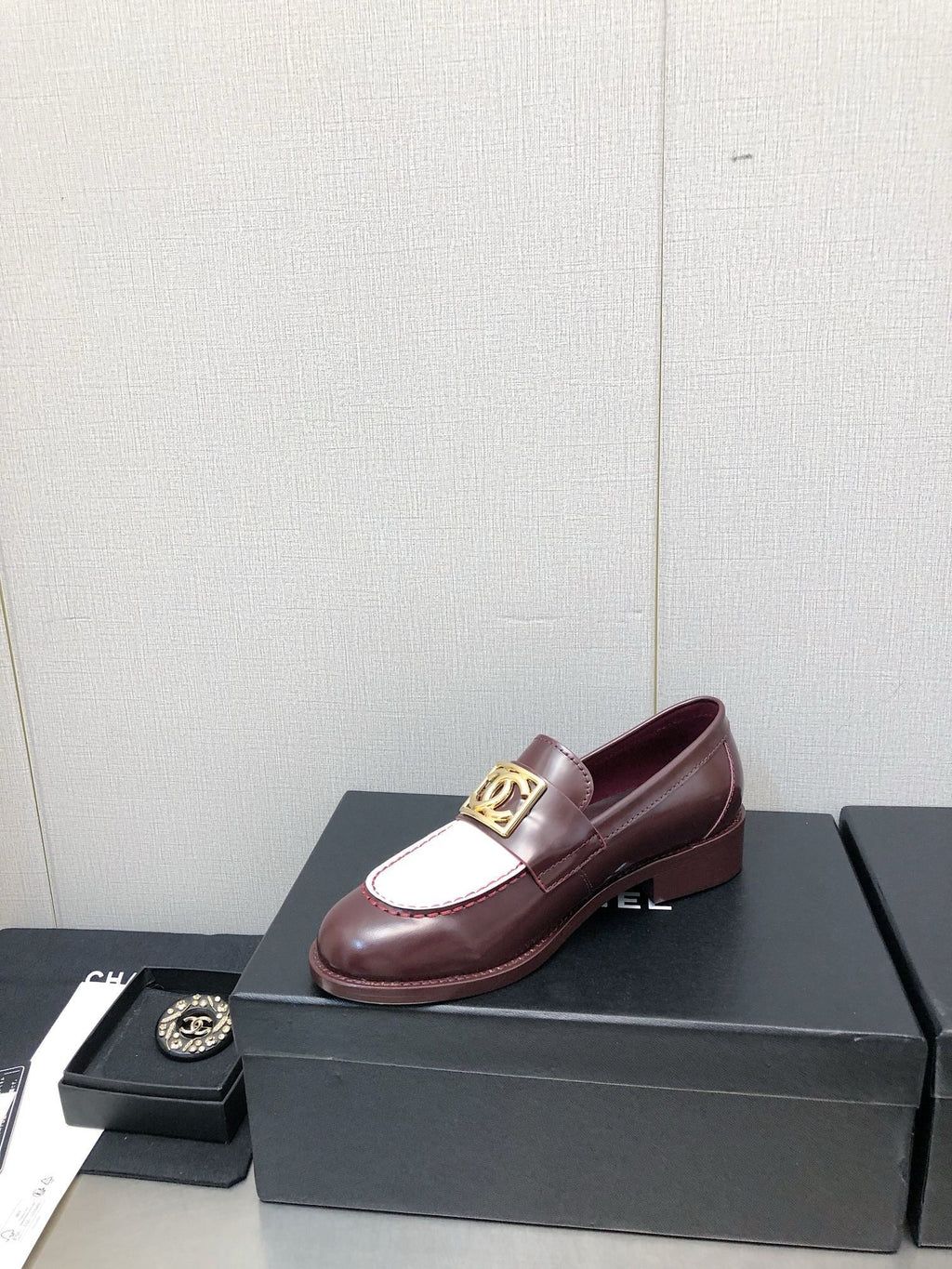 SE1601 Chanel Moccasins / Size5-10