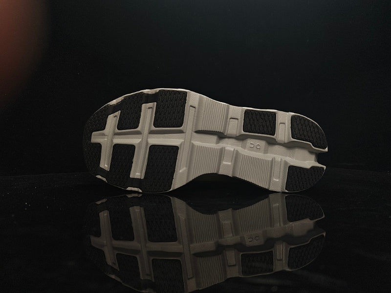 ON Cloud Monster 2 Running Shoe