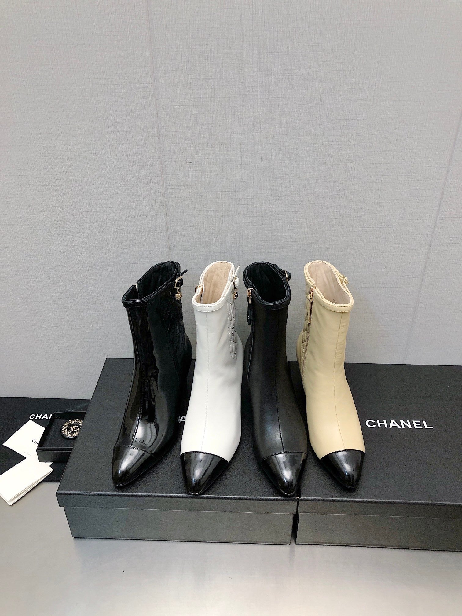 SE1205 CC Short Boots / Size4-10