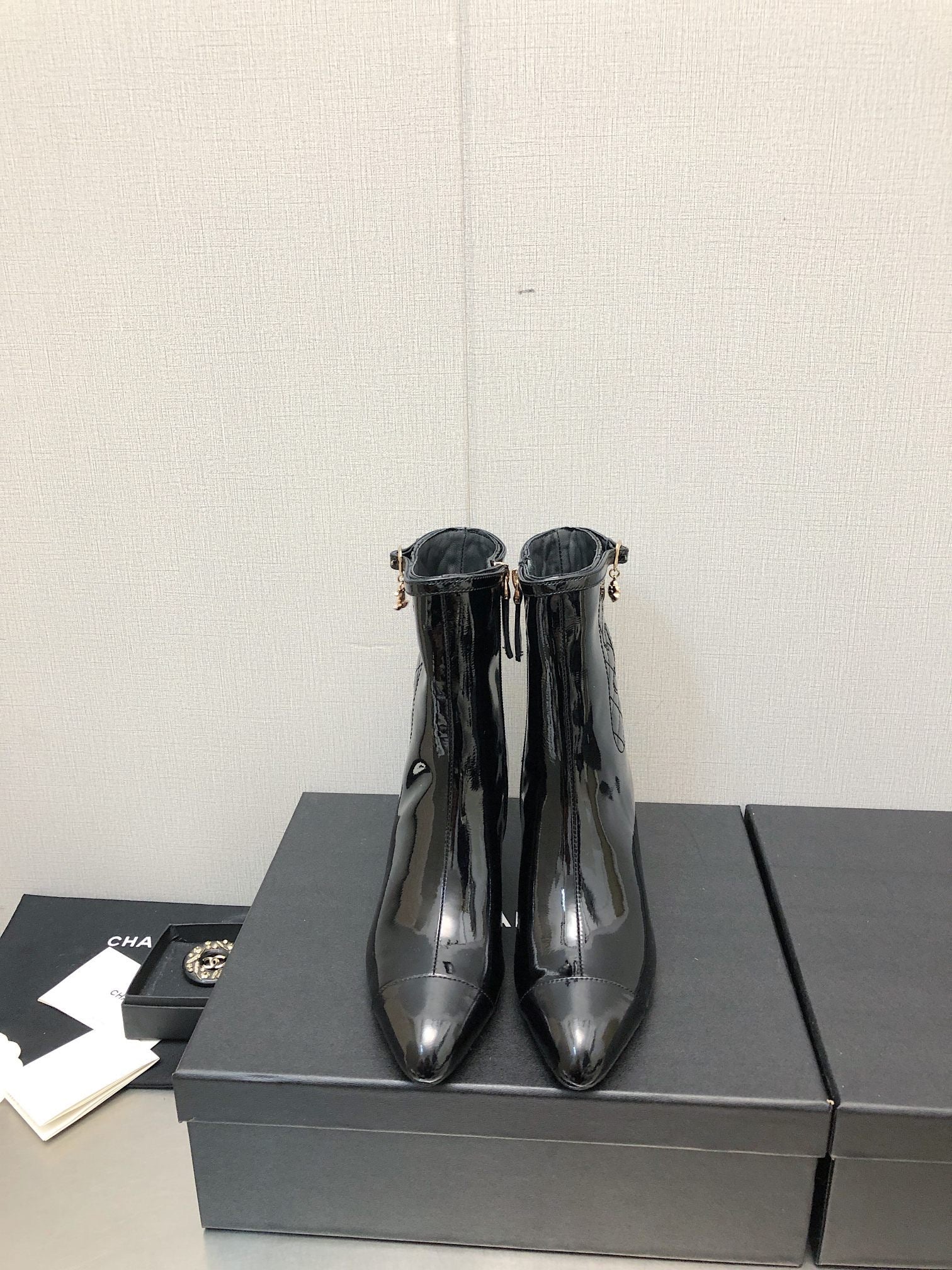SE1205 CC Short Boots / Size4-10