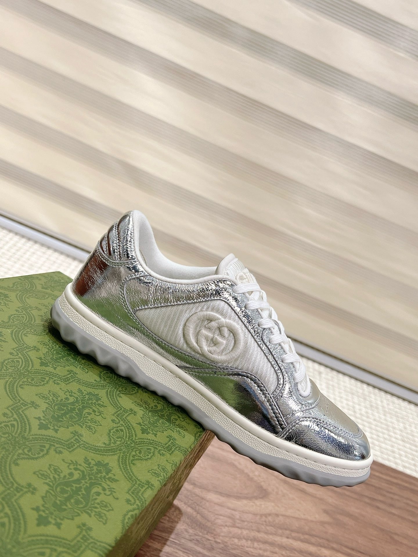 SE1650 Gucci Women's G75 Sneaker / Size5-11