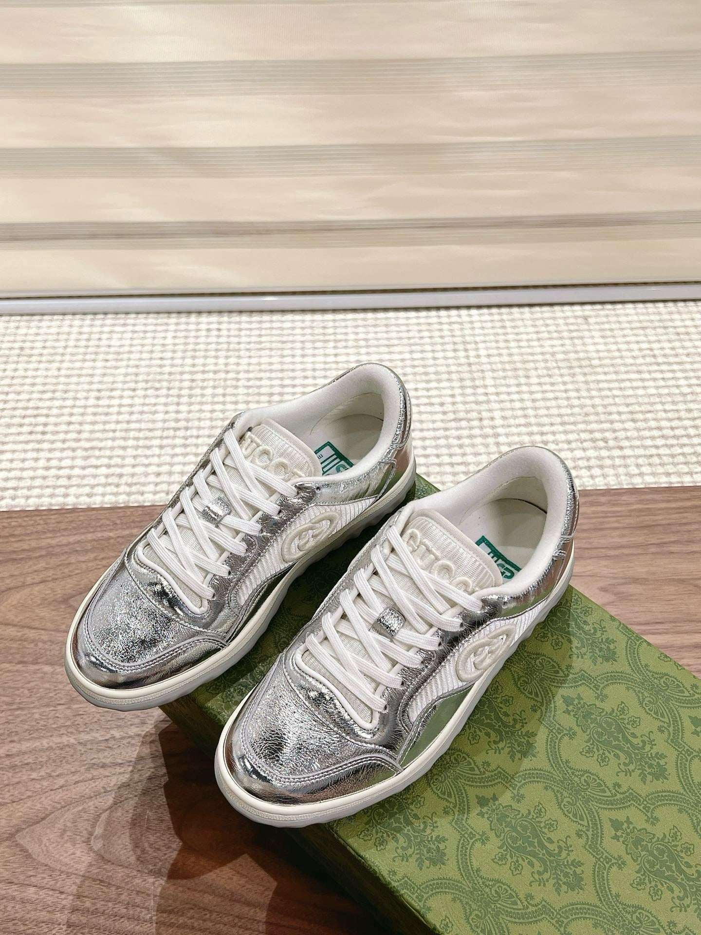 SE1650 Gucci Women's G75 Sneaker / Size5-11
