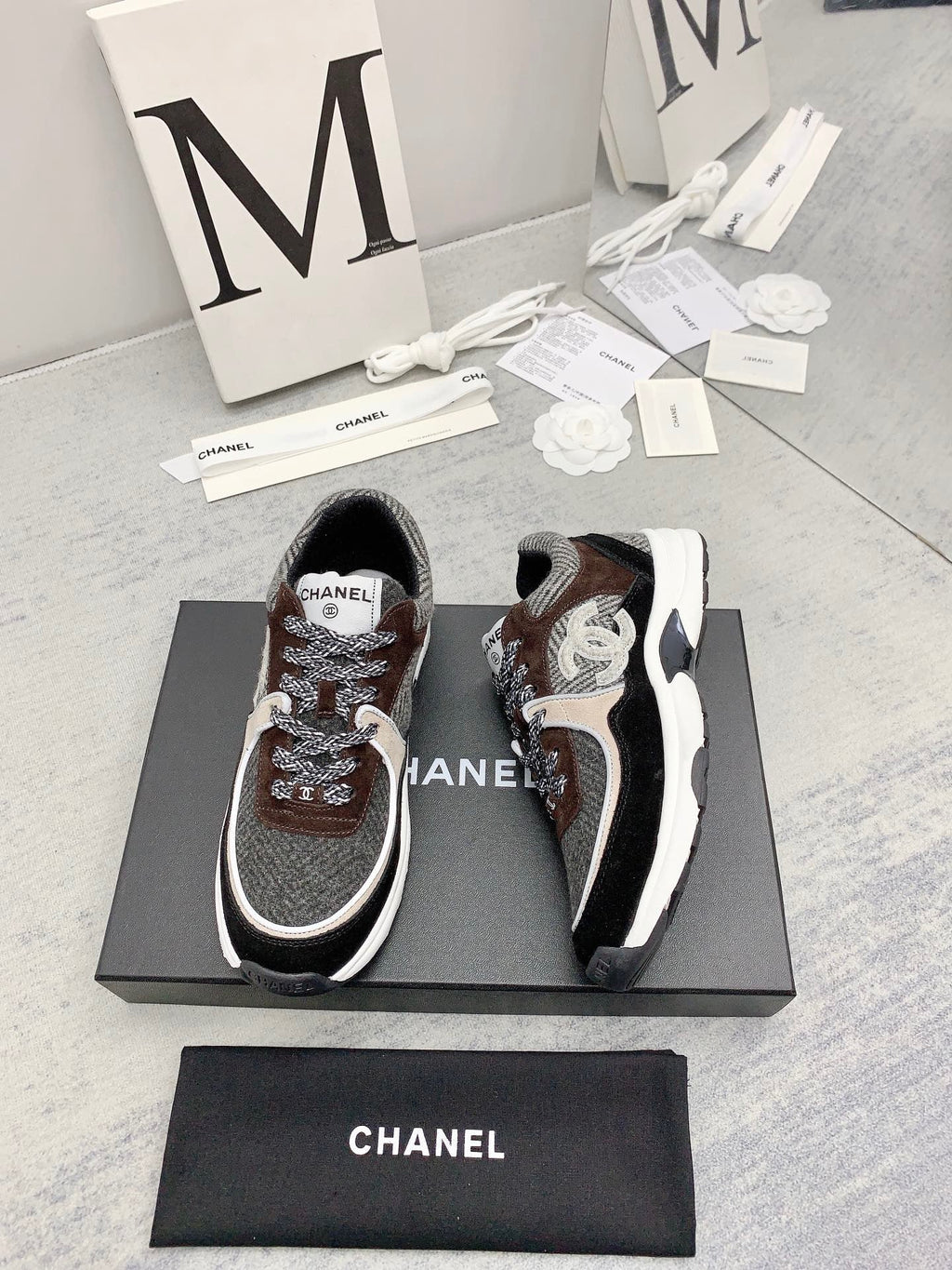 SE1001 CC Sneakers / Size5-10
