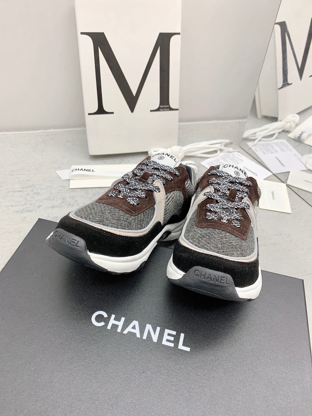 SE1001 CC Sneakers / Size5-10