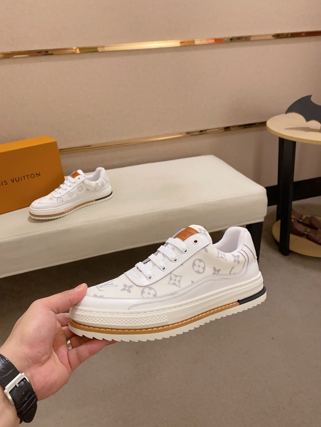MSE079 LB Men's Sneakers / Size7-10