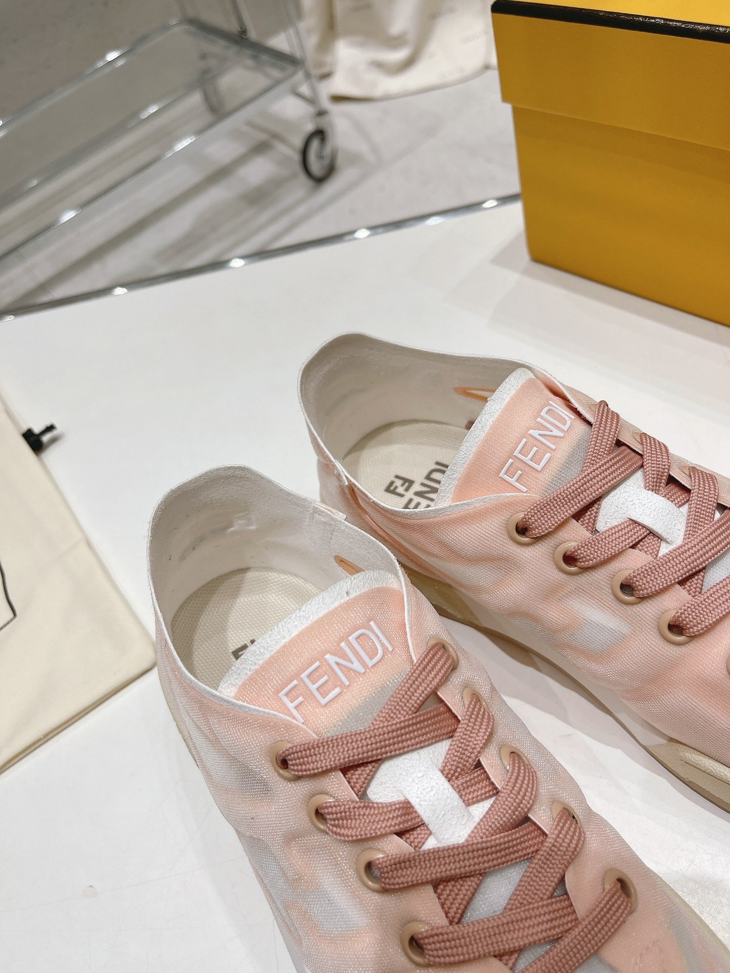 SE1060 Fendi Match /  Size5-10