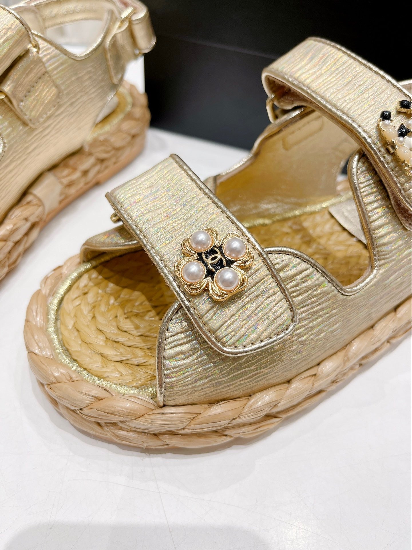 SE1019 CC Sandals / Size5-10