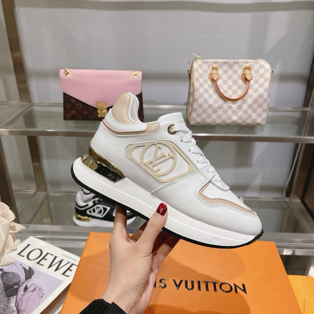SE1479 Run Away Sneaker / Size5-11