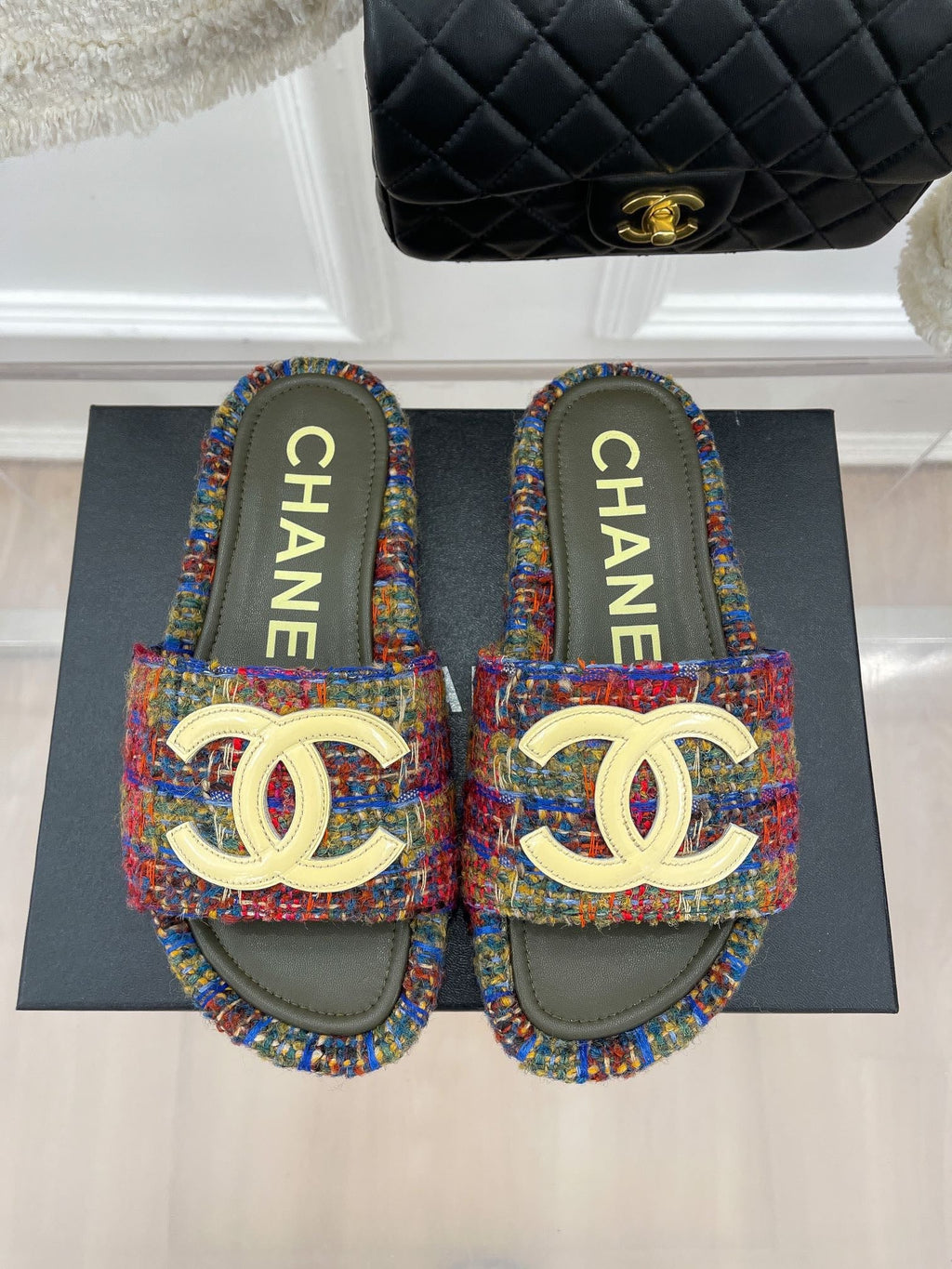 SE1018 CC Slippers / Size5-10