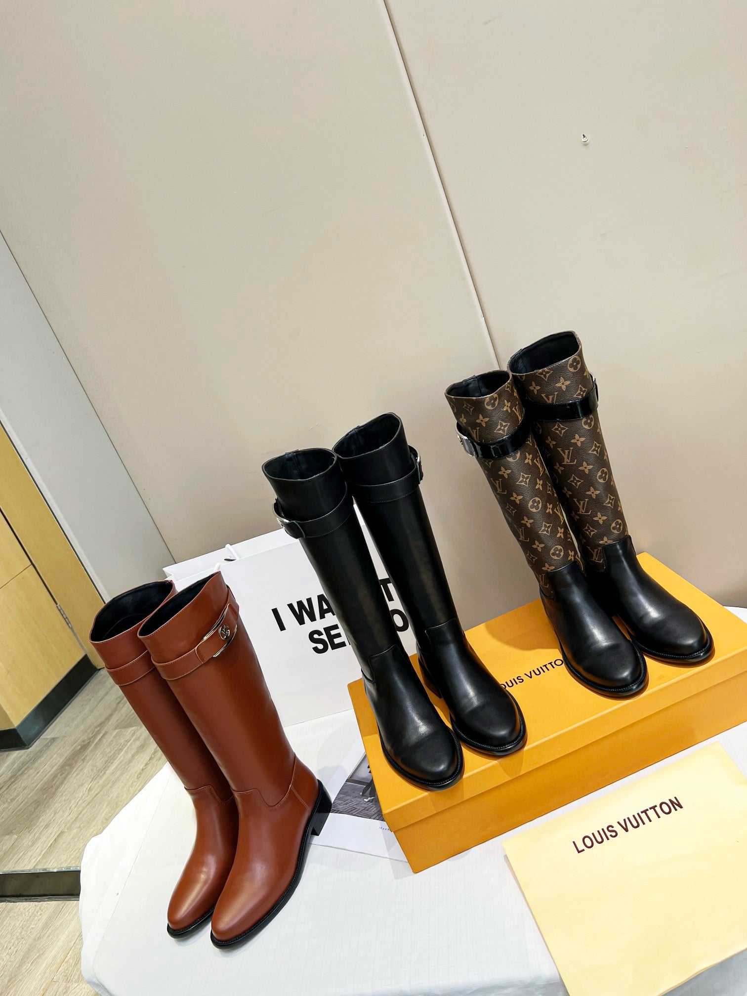 SE1476 LV Beaubourg High Boot / Size5-10