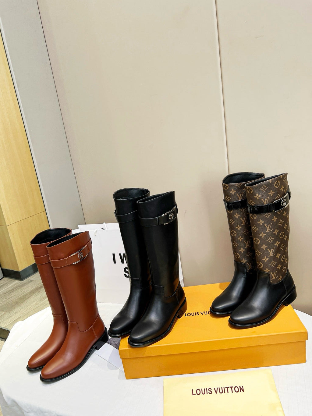 SE1476 LV Beaubourg High Boot / Size5-10