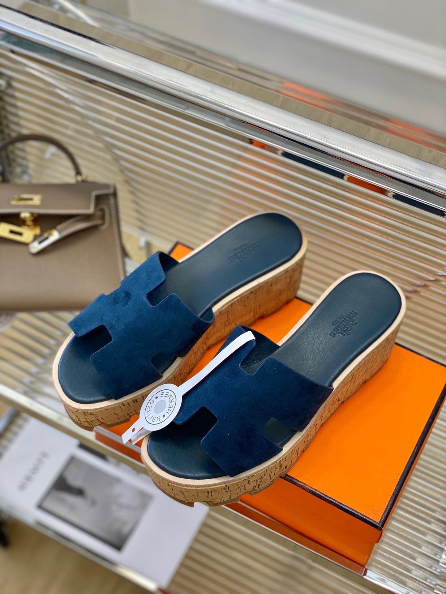 SE1141 H slippers / Size5-9