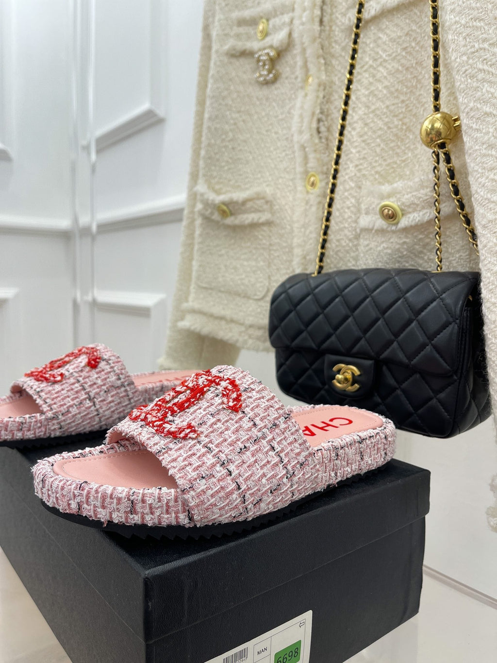 SE1020 CC Slippers / Size5-10