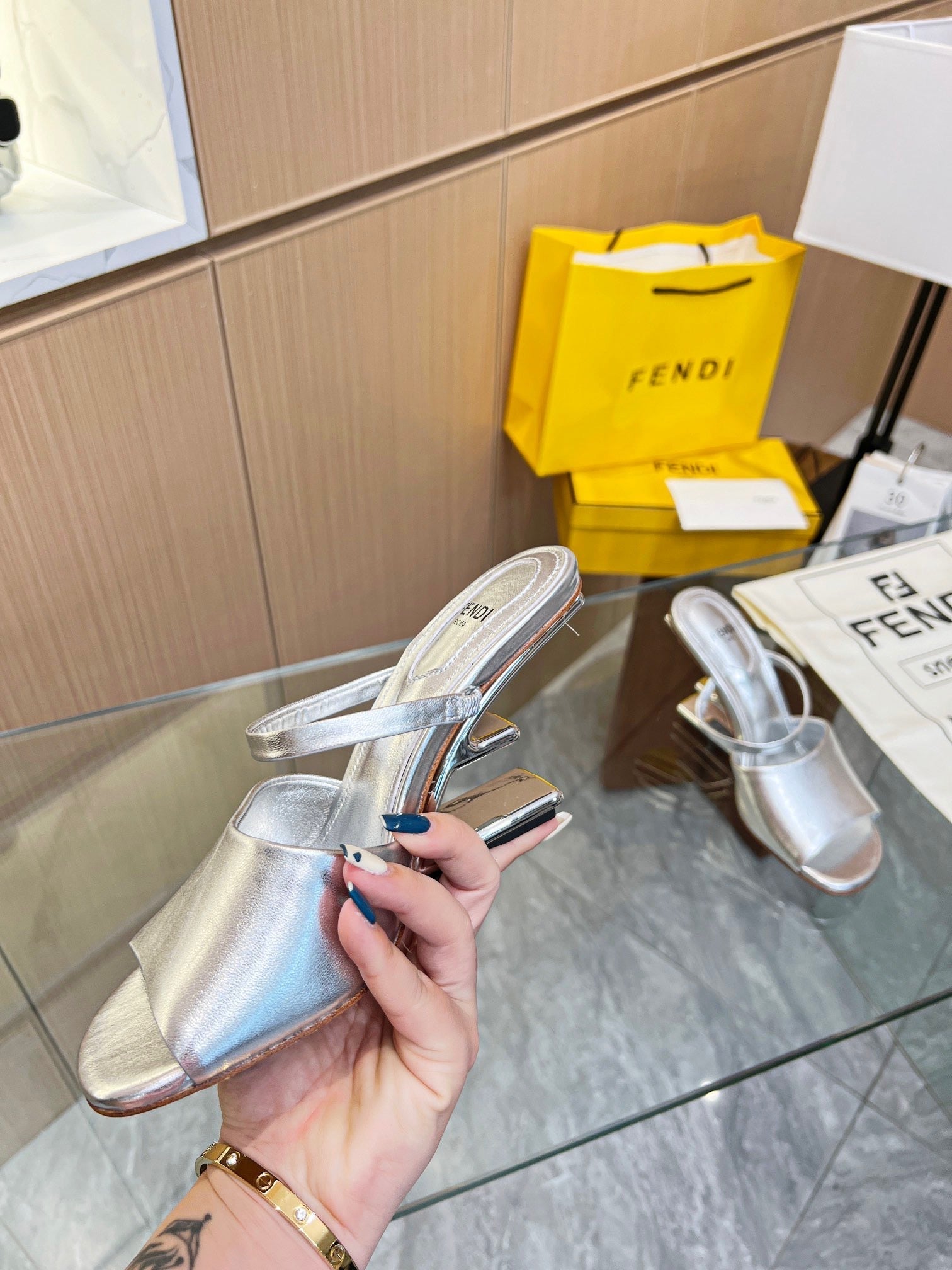 SE1149 FF First High-Heeled Sandals / Size5-11