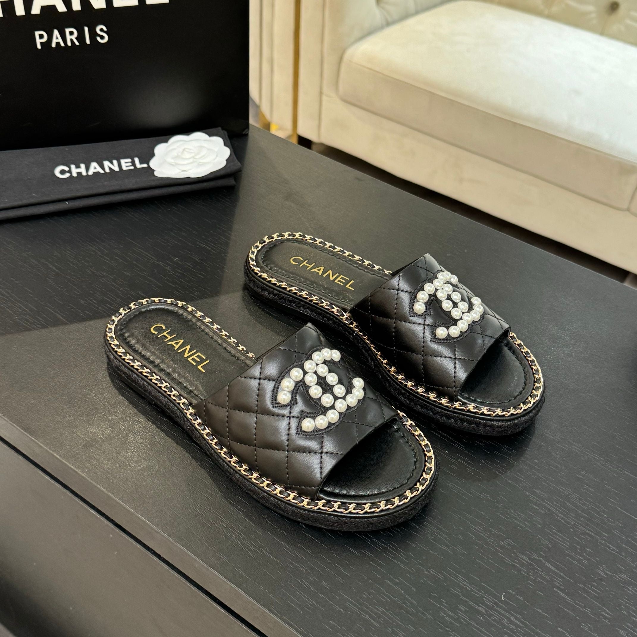 SE1672 Chanel Mules / Size5-11